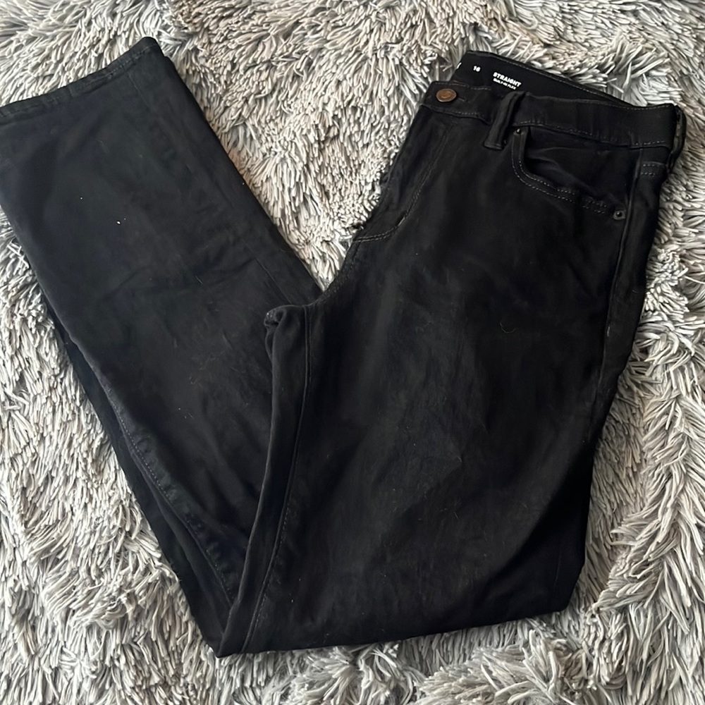 Black Old Navy straight built in flex black jeans 16